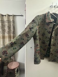Vintage Floral Print Blazer