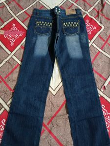 Stylish Women's Blue Denim Jeans