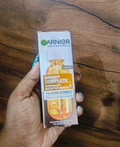 Garnier Bright Complete Overnight Booster Serum