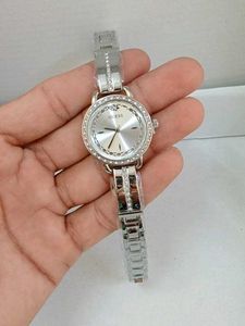 GUESS PREMIUM QUALITY LADIES WATCH AT SALE