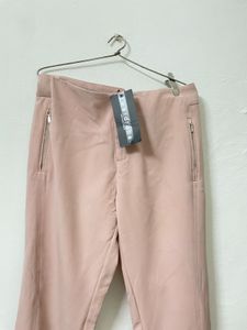tag is missing brand new condition Chic Pink Trous