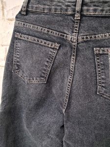 branded buttoned jeans