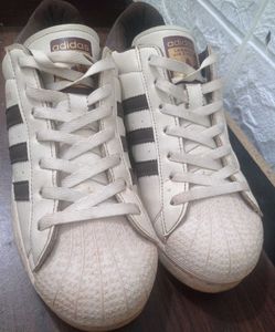 Adidas Superstar Sneakers