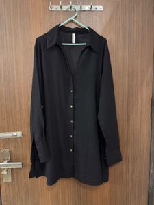 Chic Black Button-Up Shirt