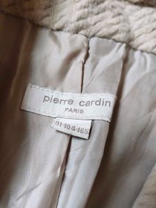 Elegant off White Court