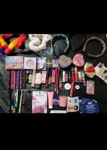 3 random products