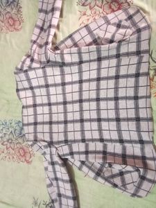 Stylish Plaid Blazer with Embellishments