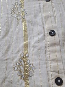 Elegant Cream &amp; Gold Embroidered Kurta