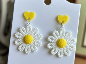 Daisy Flower Earrings with Yellow Heart