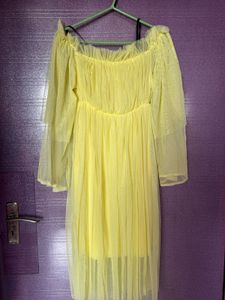Chic Yellow Off-Shoulder Tulle Dress