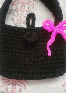 Crochet Hand Bag