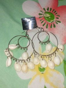 Boho Shell Hoop Earrings ✨