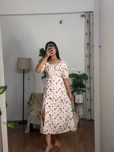Chic White Floral Print Midi Dress