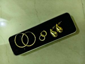 Gold Hoop Earrings Set