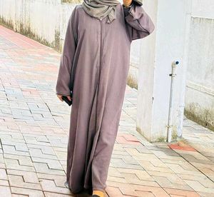 🎉🥳Elegant Grey Abaya.....