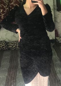 Elegant Black Velvet bodycon dress