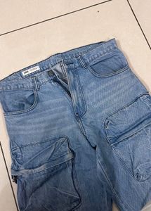 Stylish Light Wash Cargo Jeans