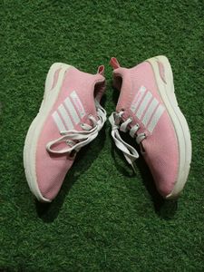 Stylish Pink Sneakers for Women