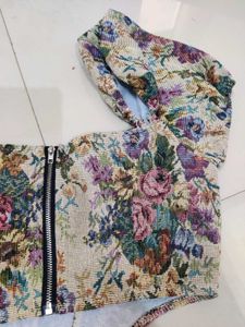Floral Corset Style Puff Sleeve Top