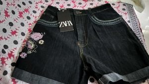 Hot pants