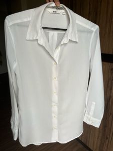 Uniqlo White Button-Up Shirt