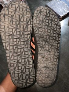 Zarr Floral Flip Flops