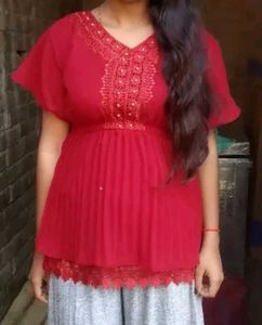 maroon stylish top
