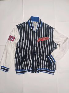 ✨️Vintage Indians Varsity Jacket( L 24 B 22)