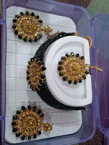 Elegant Black &amp; Gold Jewelry Set