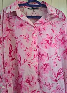 🩷 Zara Pink Floral Button-Up Shirt
