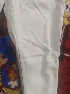 Cream Colored Denim Jeans