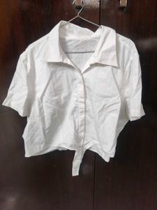 Chic White Cropped Tie-Up Shirt