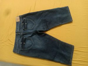 Women's Blue Denim Capri Jeans
