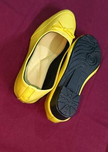 Trendy Yellow Bellies And Bellerinas / Women Trend