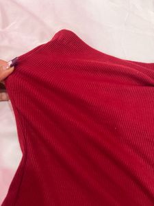 Pearl design red tube top