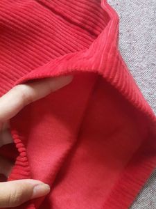 Pretty Capri Pant With Wooden Belt