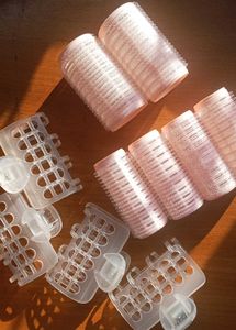 MR.DIY Hair Rollers Set — 6 Pieces + 4 Claw Clip