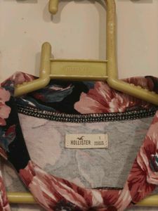 HOLLISTER Floral Cutout Neck Mini Dress