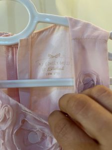 Comb Of  Girls Dress
