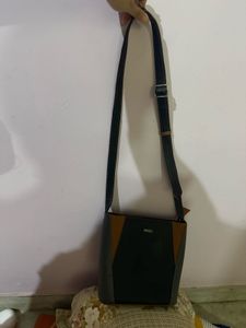 Tresor Color Block Shoulder Bag