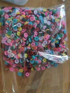 multi colour rubber beads
