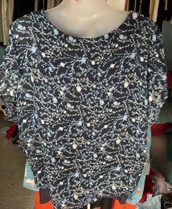 Chic Floral Print Top