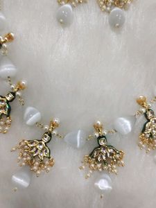 Monalisa Stone Necklace Set