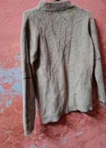 women fuzzy knit sweater