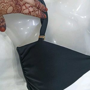 Chic Black &amp;⭐ White Bikini Top