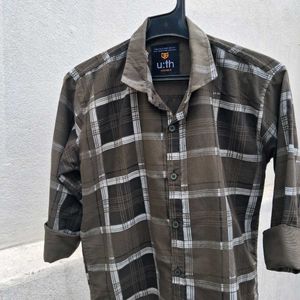 checks shirt (s)