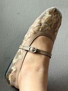 Elegant Embroidered Flats