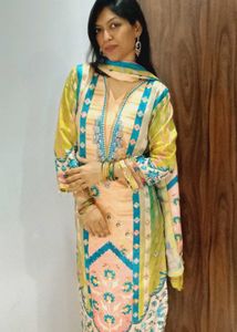 Brand new Beautiful Green &amp; Yellow Kurta Set