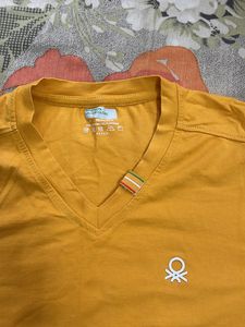 Unitted Colours Of Benetton Yellow Tshirt