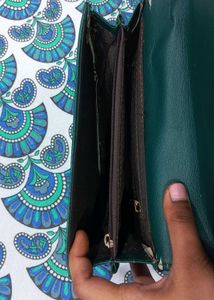 Chic Green Crossbody Bag